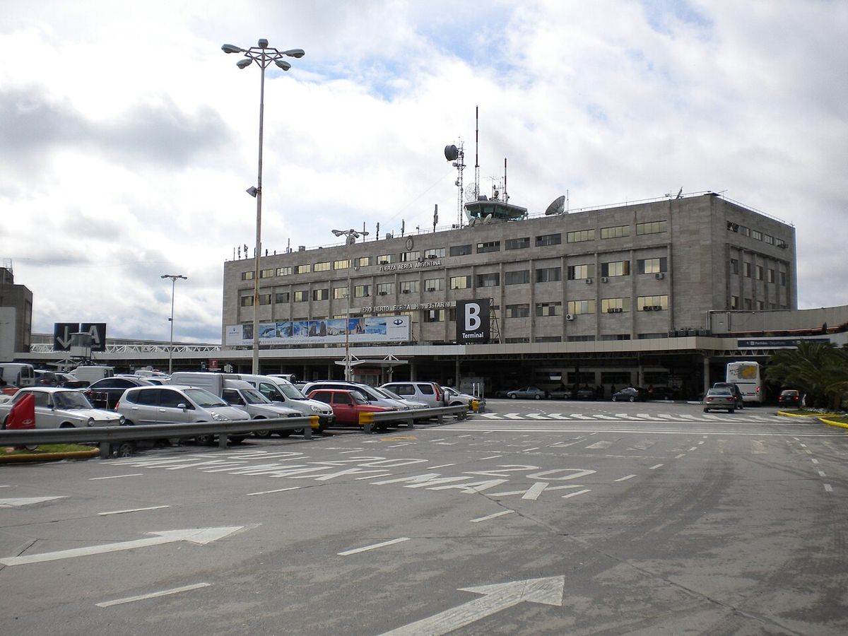 Argentina Extends Eurnekian's Airport Concession to 2049, With Seven More Years Tied to $600 Million in Works