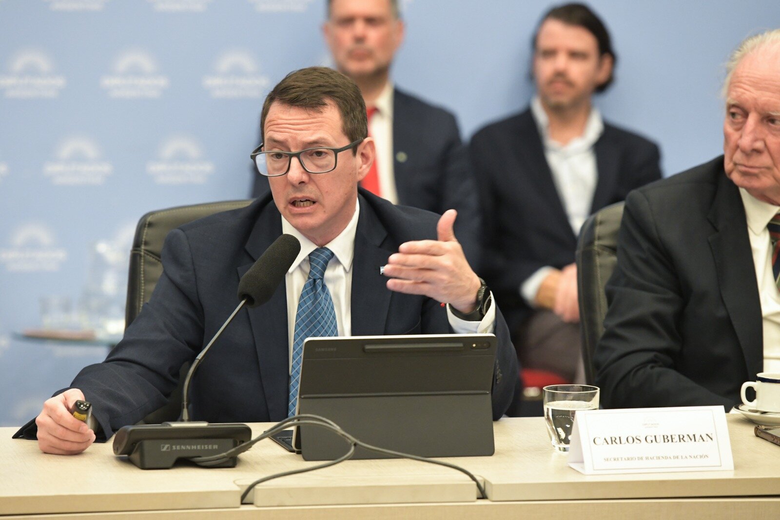 Deputies Open Debate on 2027 Budget That Assumes 4% Growth