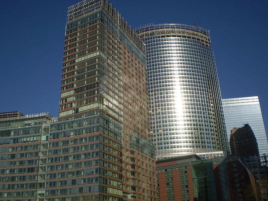 Argentina Ranks Last Among 28 Economies in Goldman Sachs AI Adoption Study