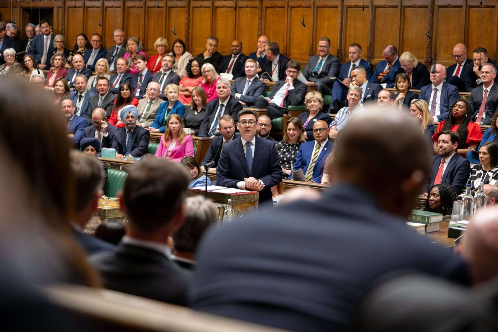 Burnham Vows to Be 'Relentless' in Defending Malvinas Islanders' Rights